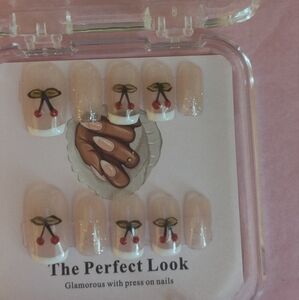 Cherry Design Press-On Nails